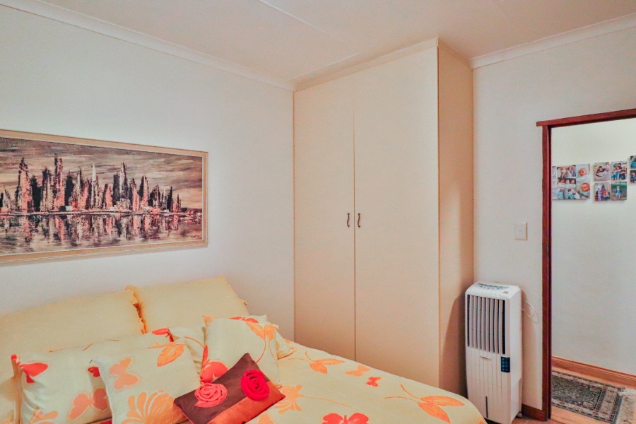 4 Bedroom Property for Sale in Fraaiuitsig Western Cape